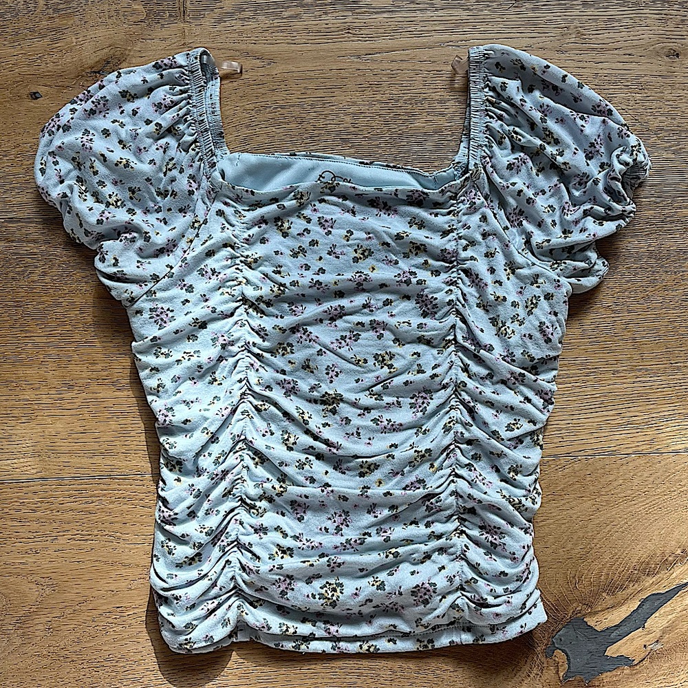 Light Blue Floral Top Kids/Teen - Art Class